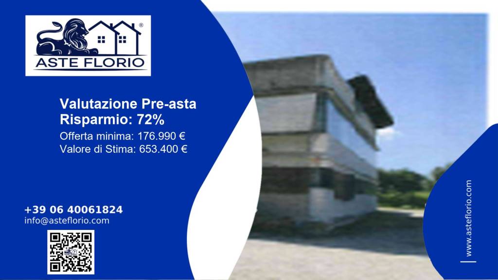 locale commerciale in vendita a Sinalunga