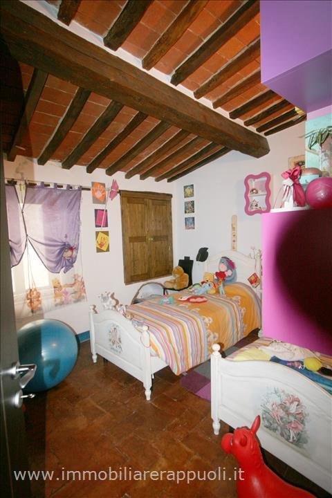 casa indipendente in vendita a Sinalunga