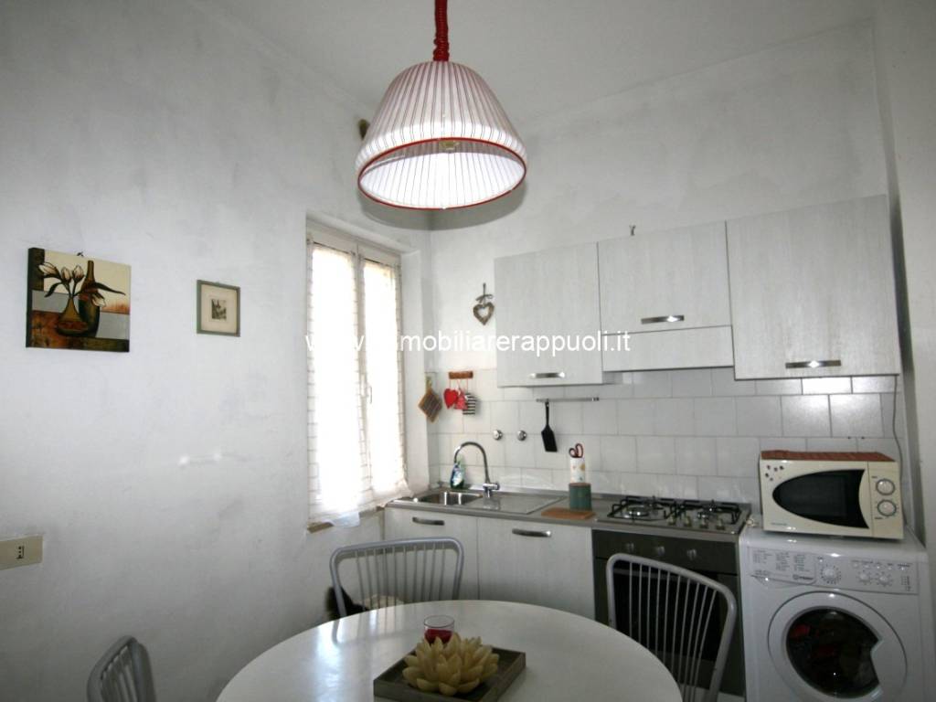 casa indipendente in vendita a Sinalunga in zona Bettolle