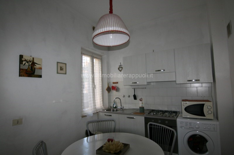 casa indipendente in vendita a Sinalunga in zona Bettolle