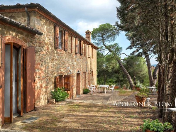 casa indipendente in vendita a Sinalunga