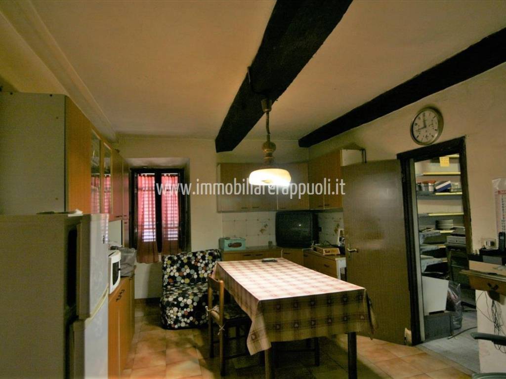 casa indipendente in vendita a Sinalunga