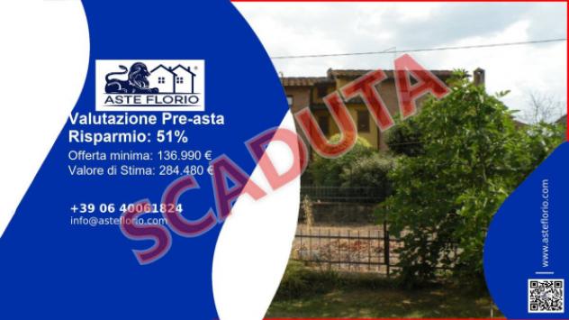 casa indipendente in vendita a Sinalunga