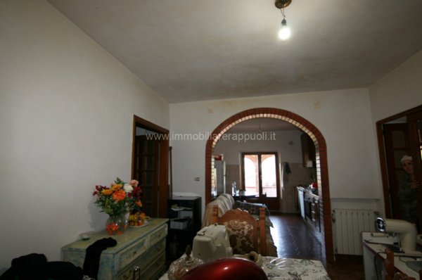 casa indipendente in vendita a Sinalunga