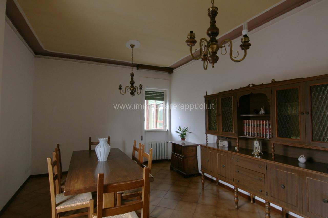 appartamento in vendita a Sinalunga in zona Bettolle