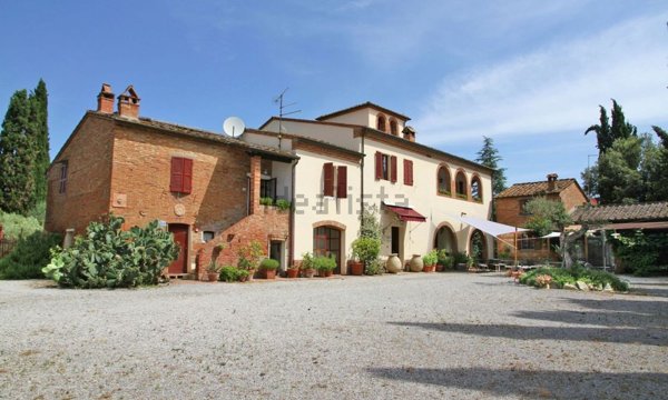 casale in vendita a Sinalunga