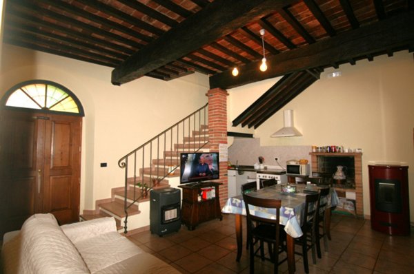 casa indipendente in vendita a Sinalunga in zona Rigomagno