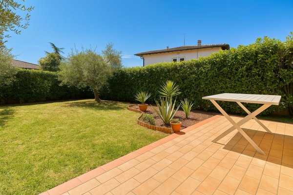 casa indipendente in vendita a Sinalunga in zona Guazzino