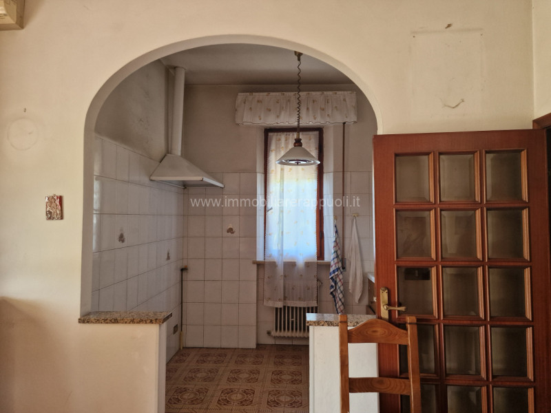 casa indipendente in vendita a Sinalunga in zona Bettolle