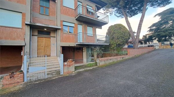 appartamento in vendita a Sinalunga in zona Bettolle