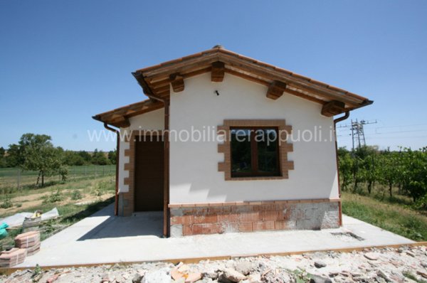 casa indipendente in vendita a Sinalunga