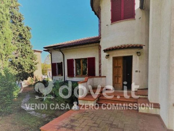 casa indipendente in vendita a Sinalunga