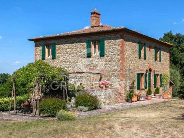 casa indipendente in vendita a Sinalunga in zona Farnetella