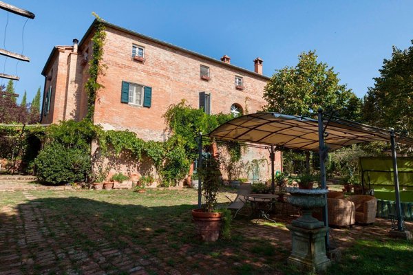 casale in vendita a Sinalunga