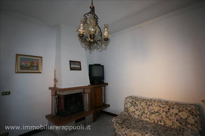 casa indipendente in vendita a Sinalunga in zona Scrofiano