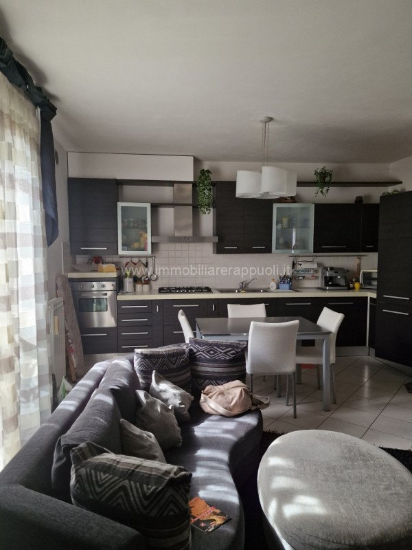 appartamento in vendita a Sinalunga in zona Bettolle