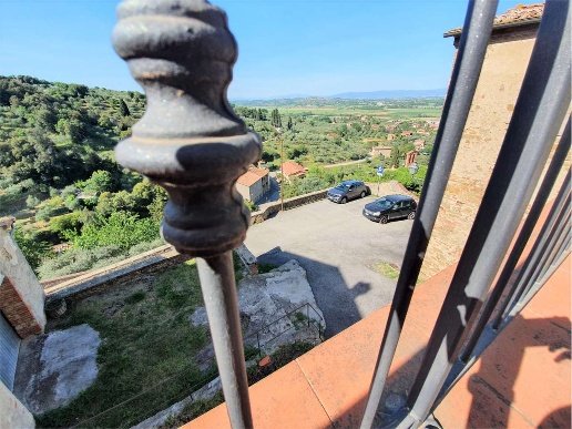 appartamento in vendita a Sinalunga in zona Scrofiano