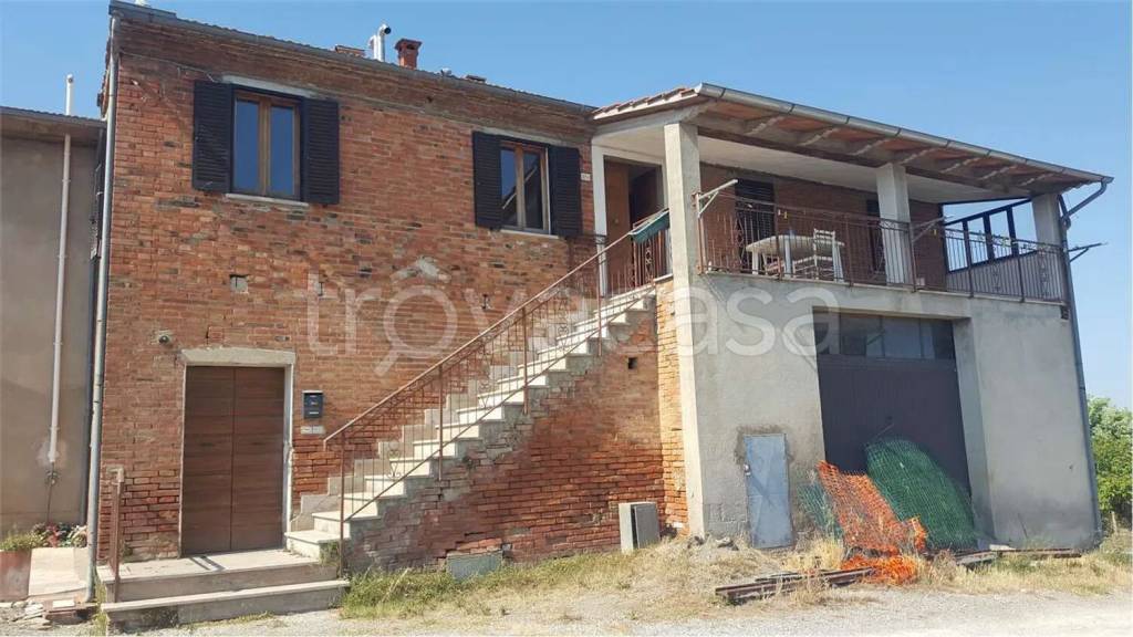casa indipendente in vendita a Sinalunga in zona Rigaiolo