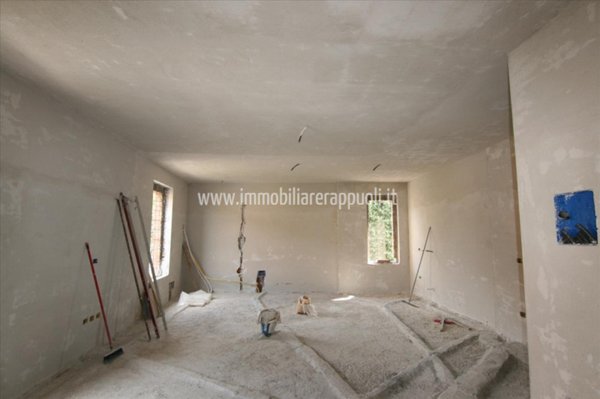 casa indipendente in vendita a Sinalunga in zona Bettolle