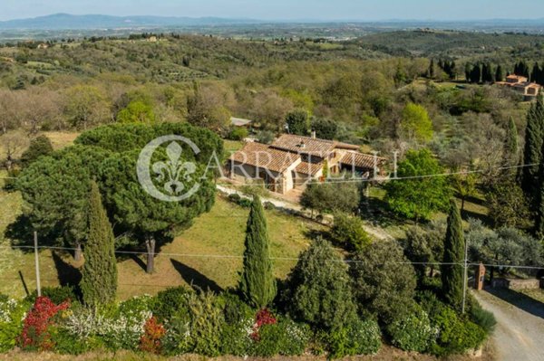 casa indipendente in vendita a Sinalunga in zona Farnetella