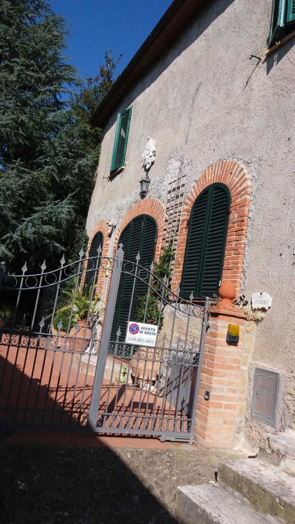 casa indipendente in vendita a Sinalunga