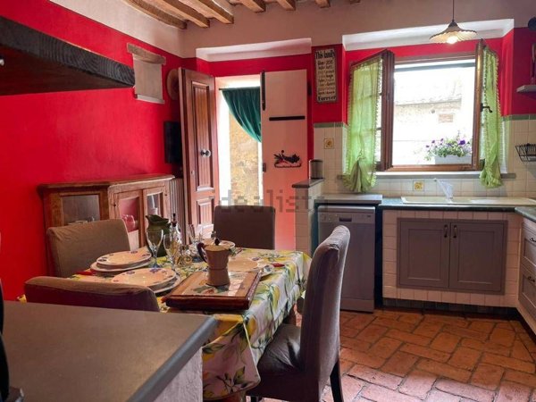 appartamento in vendita a Sinalunga in zona Scrofiano