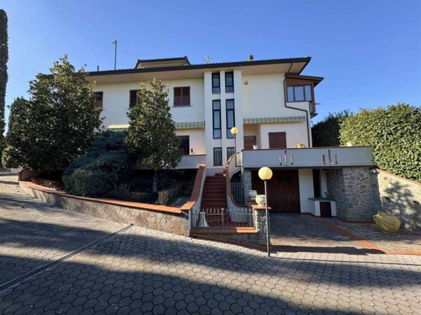 villa in vendita a Sinalunga in zona Bettolle