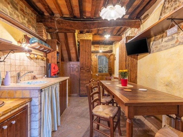 appartamento in vendita a Sinalunga in zona Scrofiano