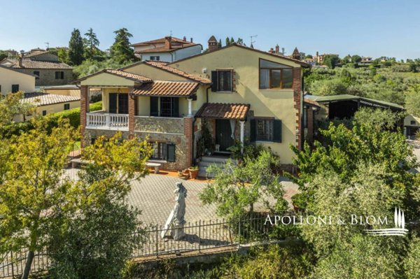 casa indipendente in vendita a Sinalunga in zona Rigaiolo
