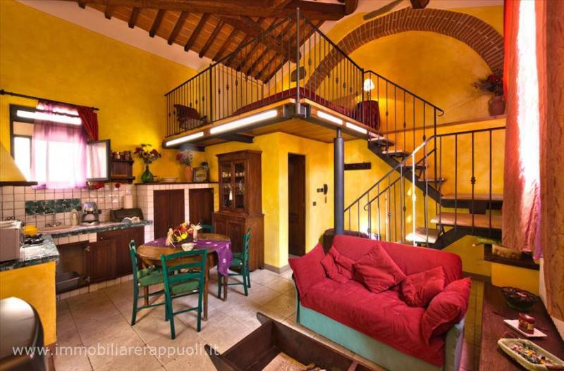 casa indipendente in vendita a Sinalunga