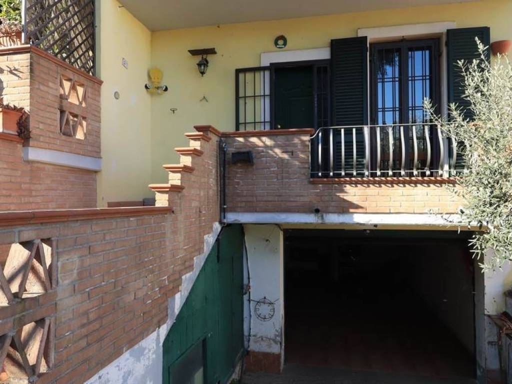 casa indipendente in vendita a Sinalunga
