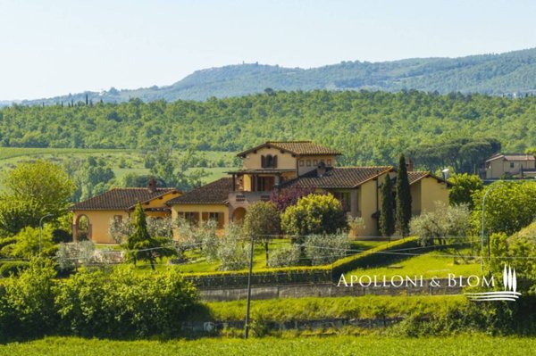 casa indipendente in vendita a Sinalunga
