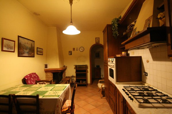 casa indipendente in vendita a Sinalunga
