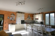 casa indipendente in vendita a Sinalunga