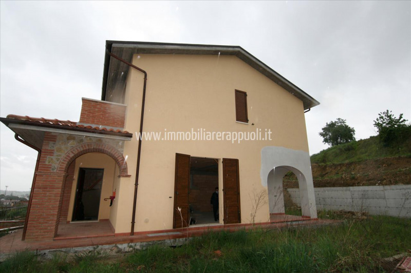 casa indipendente in vendita a Sinalunga