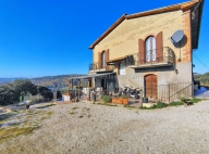 casa indipendente in vendita a Sinalunga in zona Rigomagno