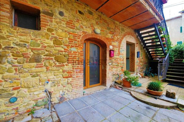 appartamento in vendita a Sinalunga in zona La Fratta