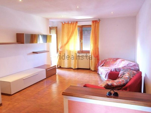 appartamento in vendita a Sinalunga in zona Rigaiolo