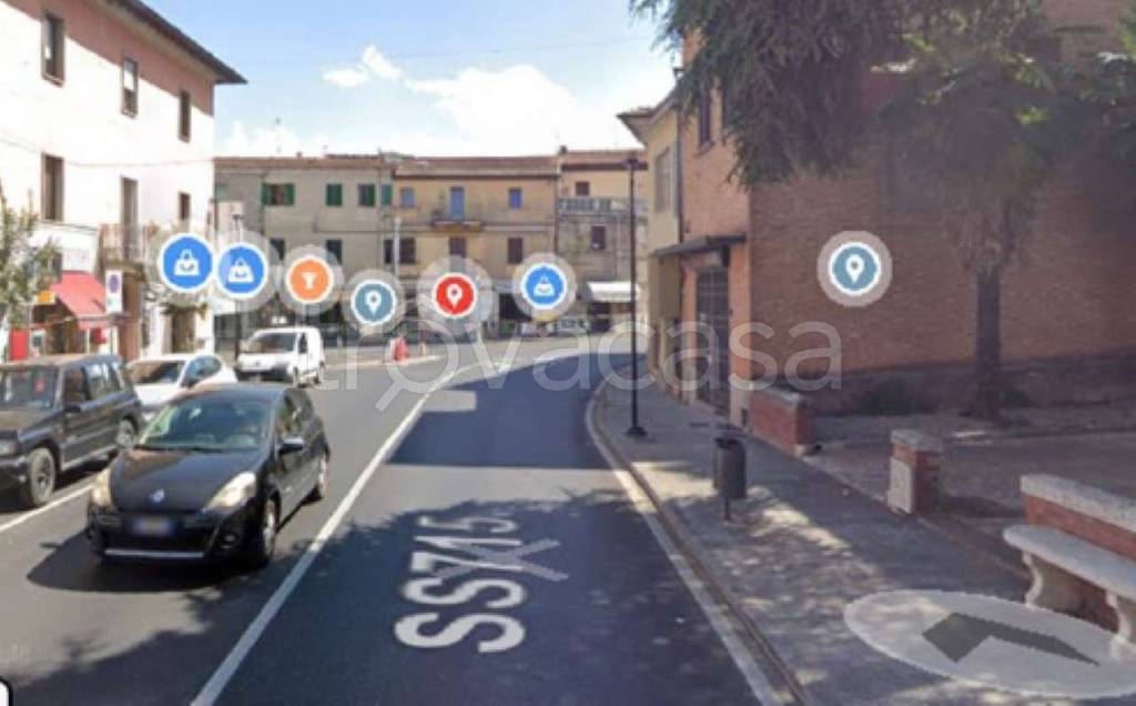 negozio in vendita a Sinalunga in zona Rigaiolo