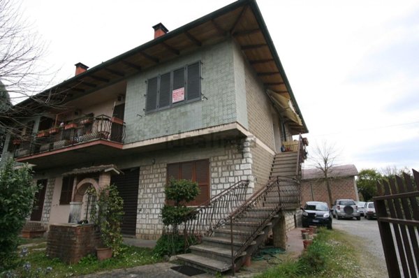 casa indipendente in vendita a Sinalunga in zona Guazzino