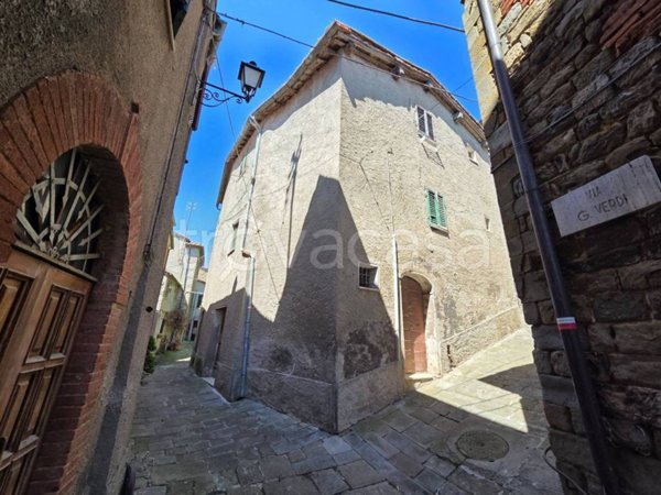casa indipendente in vendita a Sinalunga in zona Scrofiano