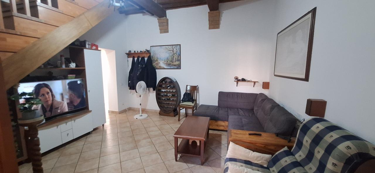 appartamento in vendita a Sinalunga in zona Bettolle