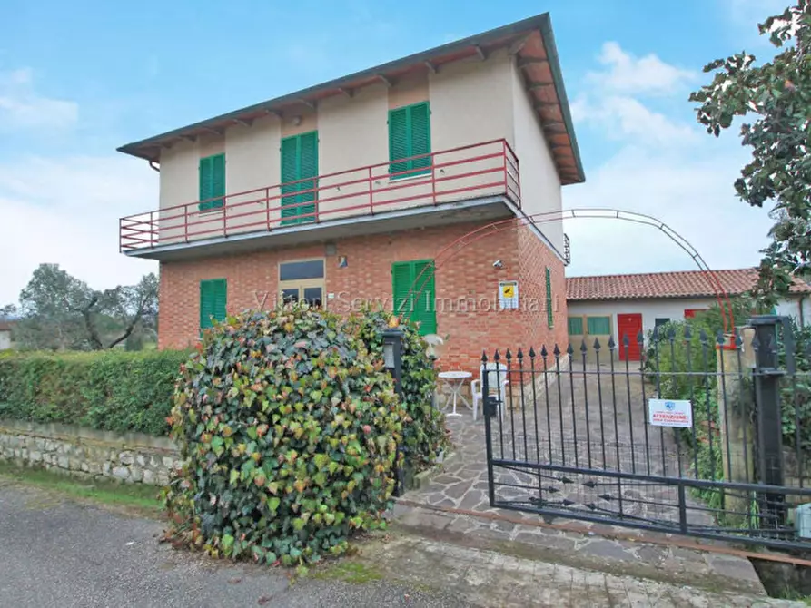 casa indipendente in vendita a Sinalunga