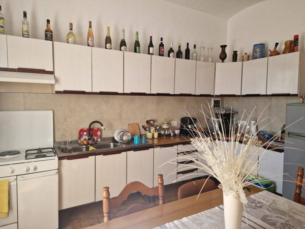 casa indipendente in vendita a Sinalunga in zona Bettolle