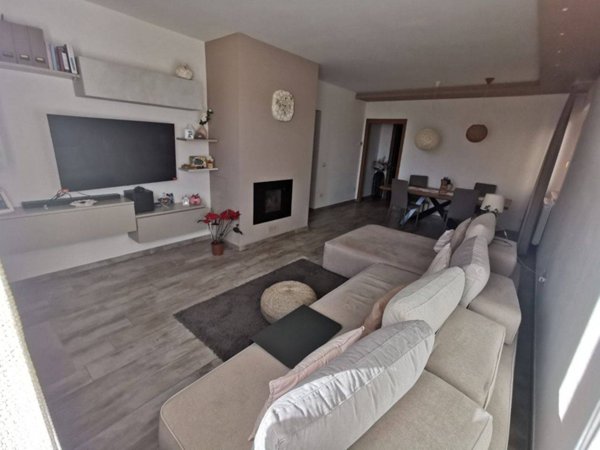 casa indipendente in vendita a Sinalunga