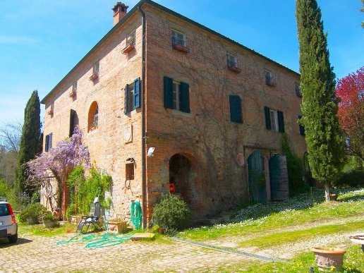 casale in vendita a Sinalunga in zona Rigaiolo