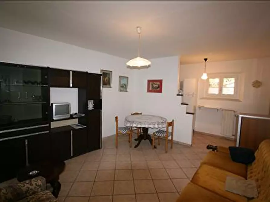 casa indipendente in vendita a Sinalunga