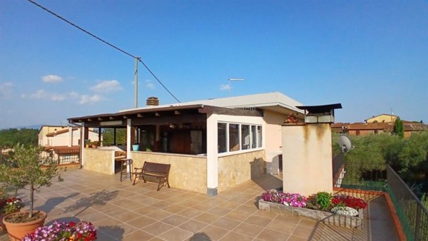 appartamento in vendita a Sinalunga in zona Guazzino