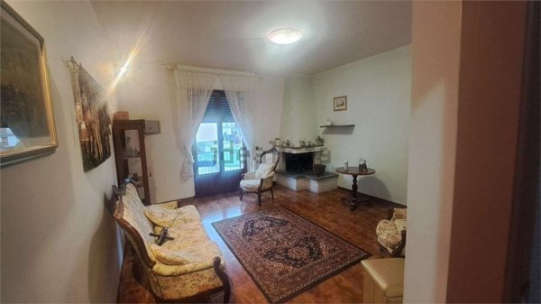 appartamento in vendita a Sinalunga in zona Rigaiolo