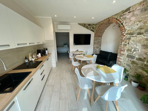 casa indipendente in vendita a Sinalunga